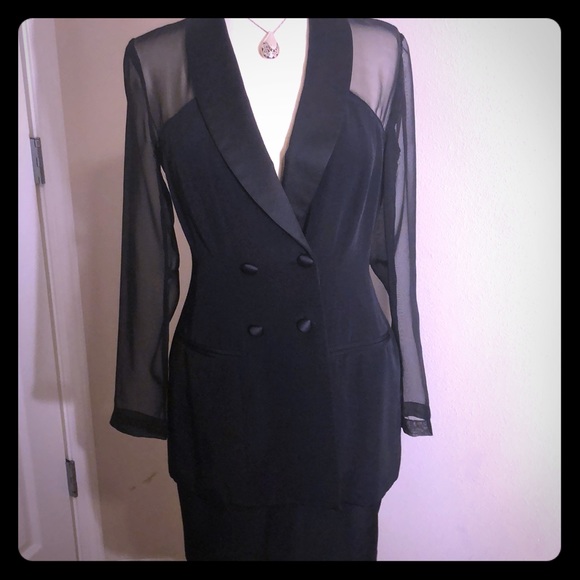 Hugo Buscati Dresses & Skirts - Dressy black skirt suit
